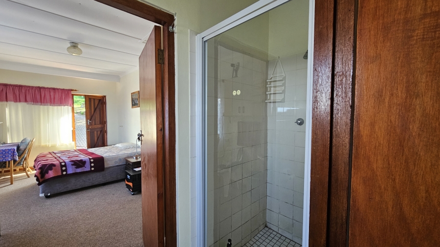 5 Bedroom Property for Sale in Jongensfontein Western Cape